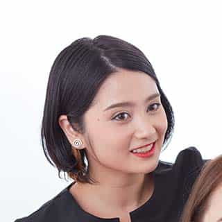 メイクアップスタッフ